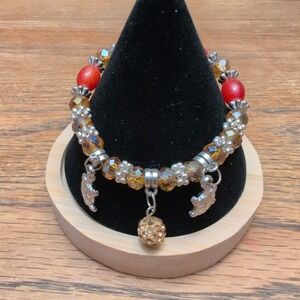 Sea Turtle Charm Beaded Stretch Bracelet Amber Red Silver Tone Coastal Jewelry